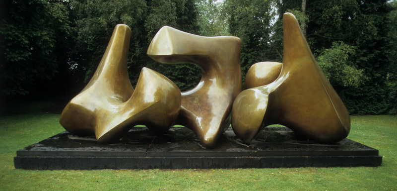 Henry Moore | At the Sculpture park