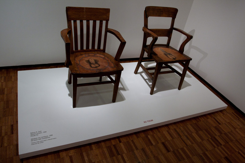 Sit down with confidence | At museo de arte moderno