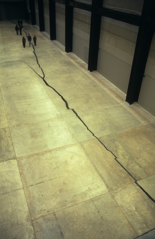 Shibboleth | Instalation by Doris Salcedo at Tate Modern