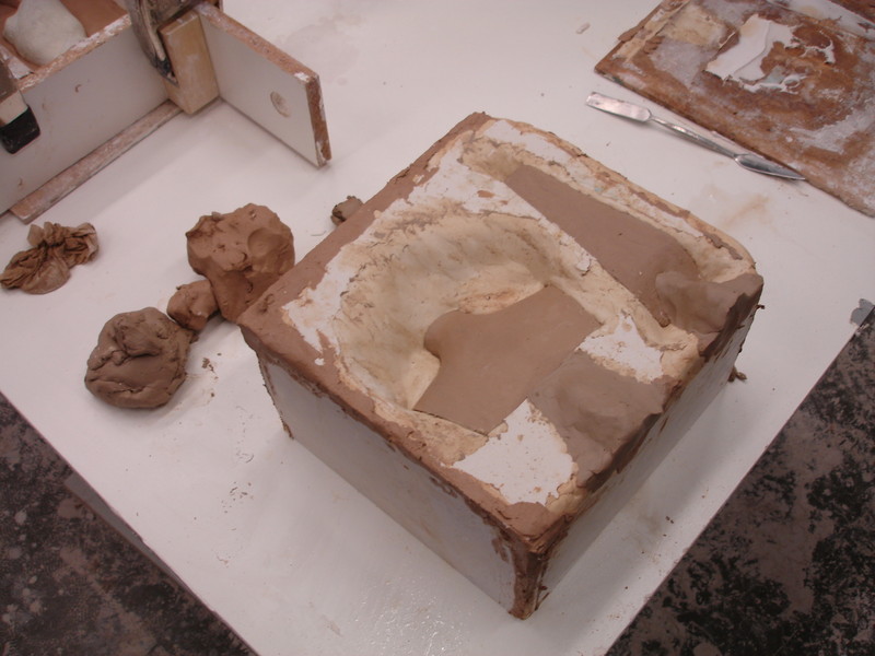 Conqueror wip | First half of the mold is ready. Flip it and clean it