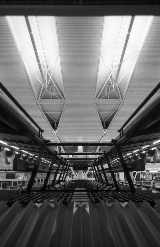 Empty airport |  