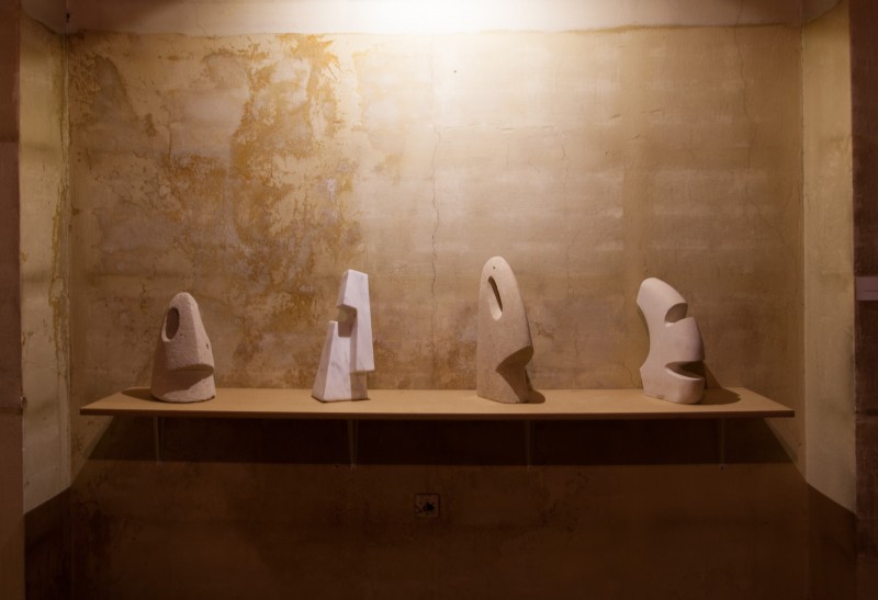 figures | series of stone sculptures