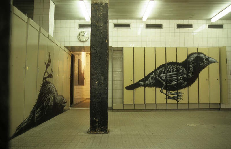 Indoors street art | Roa